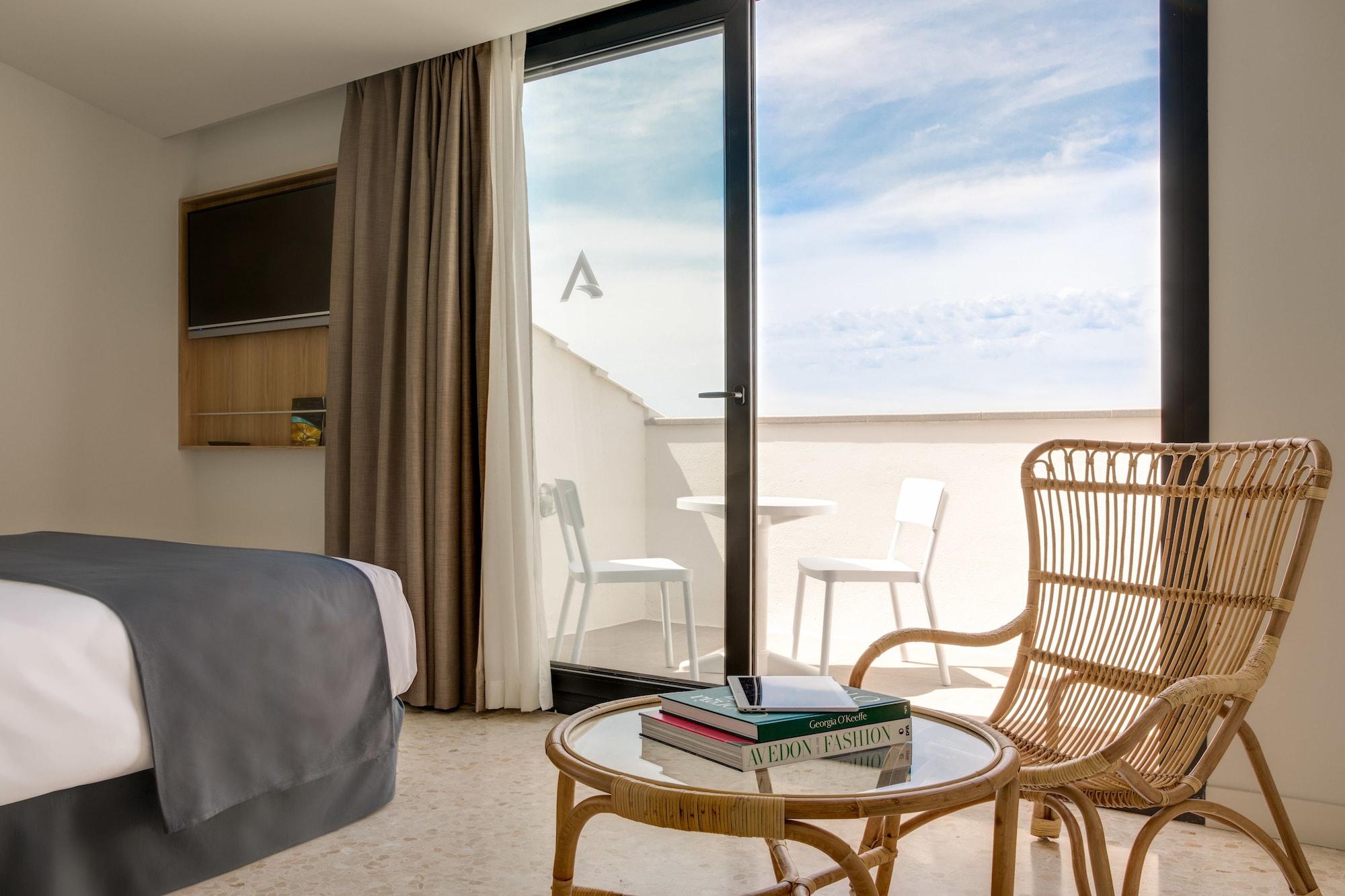 Aqua Hotel Silhouette & Spa - Adults Only Malgrat de Mar Εξωτερικό φωτογραφία