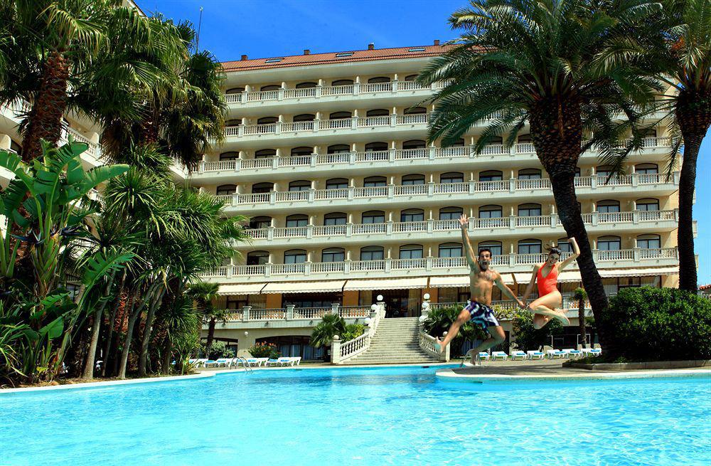 Aqua Hotel Silhouette & Spa - Adults Only Malgrat de Mar Εξωτερικό φωτογραφία